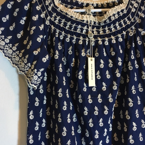 Off-The-Shoulder Embroidered Shift Dress - Picture 4 of 7